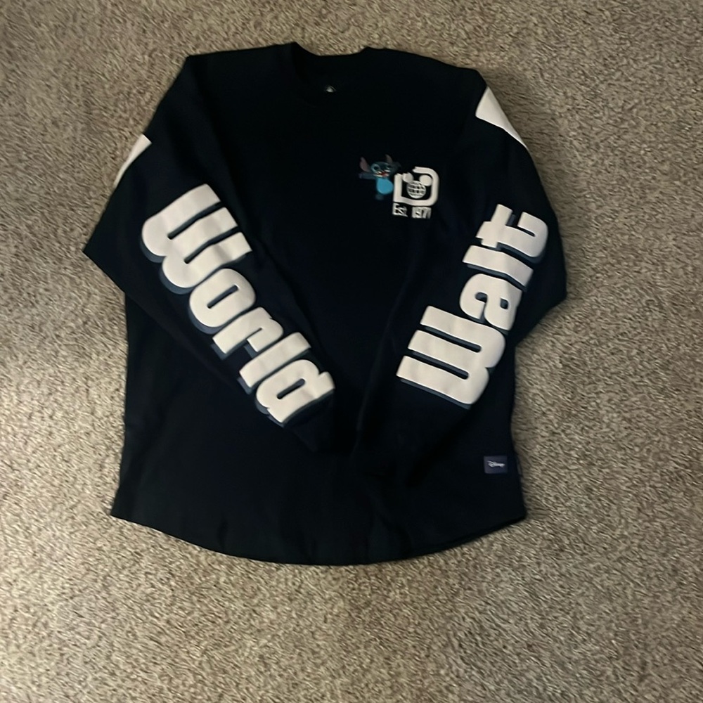 Brand new Walt Disney World stitch size small sweatshirt